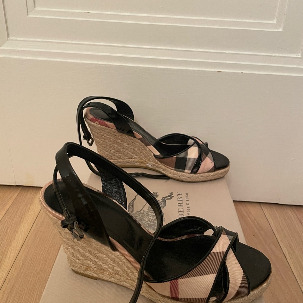 Burberry Black NOVA 100 CRISS CROSS ESPADRILLE Size 36